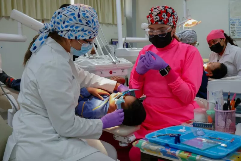 UAT es referente en clínicas de salud dental; servicio de calidad a bajo costo