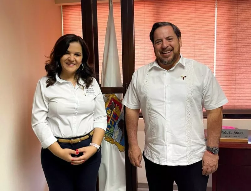 SET y Coordinación de Becas suman esfuerzos en beneficio de estudiantes