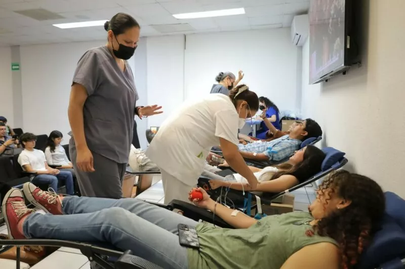Colabora UAT en campaña altruista de salud para la donación de sangre