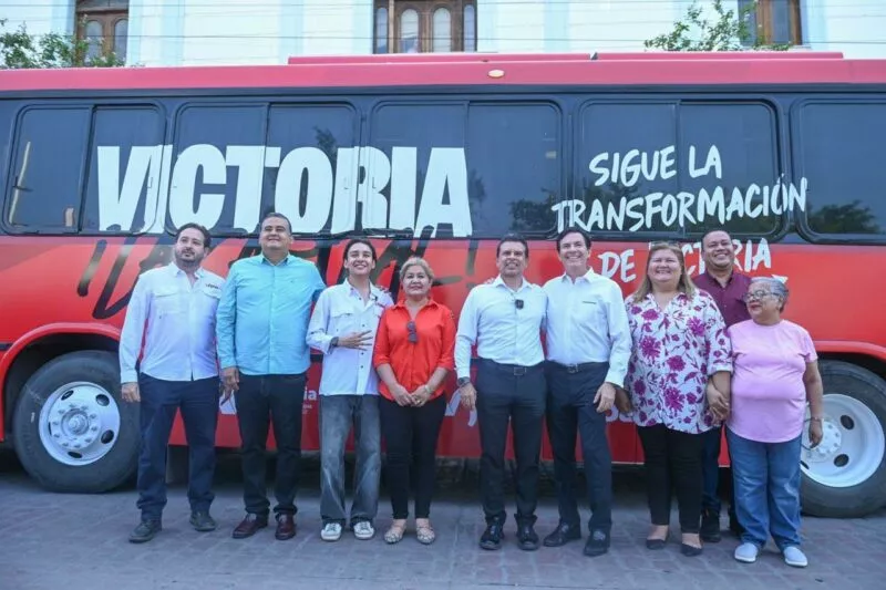Presentan el ‘Lalo Bus’, que brindará un servicio escolar gratuito en Victoria