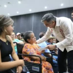 AVA entrega tarjetas de Pensión para el Bienestar a personas discapacitadas