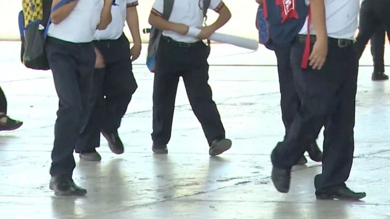 Activa SET protocolos de seguridad escolar hacia el interior y al exterior