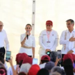 Presidenta pone en marcha programa salud y reconoce labor del gobernador