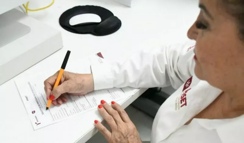 Ofrece IPSSET a derechohabientes préstamos para los útiles escolares