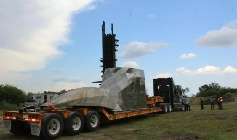 Inicia traslado de escultura de Virgen de la Misericordia hacia ‘El Chorrito’