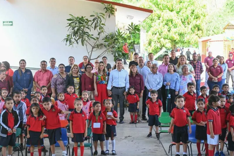 Entrega alcalde aula especial a jardín de niños ‘Beatriz Ordóñez Acuña’