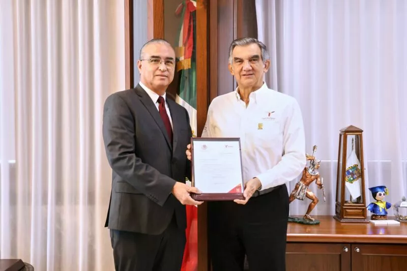 Américo Villarreal nombra consejero jurídico de la Oficina del Gobernador