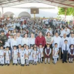 Entrega de útiles, uniformes y libros de texto al arrancar ciclo escolar 2025-26