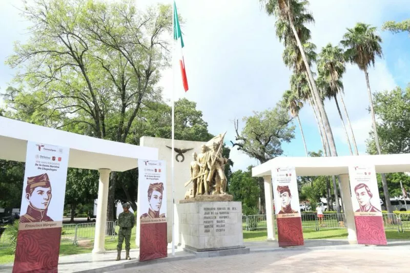 Preside Américo la ceremonia de la Gesta Heroica de los Niños Héroes