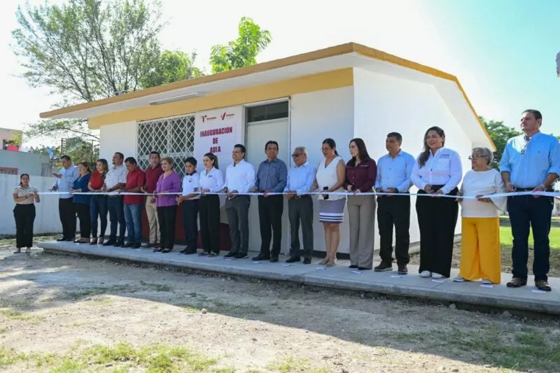 Entrega el Ayuntamiento un aula a la escuela primaria Francisco Márquez