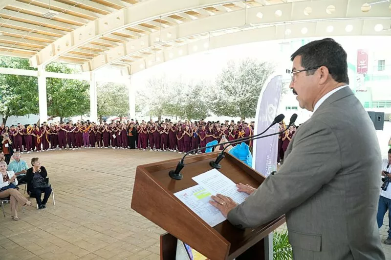 Rector de la UAT inaugura el congreso internacional de Facultad de Enfermería