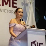 Convoca Lucy de Gattás a seguir unidos de corazón por las familias