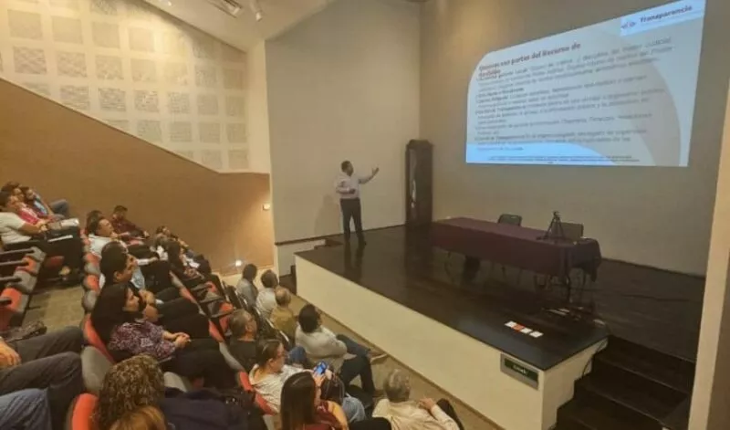 Vigoriza Transparencia para el Pueblo su función en el servicio público