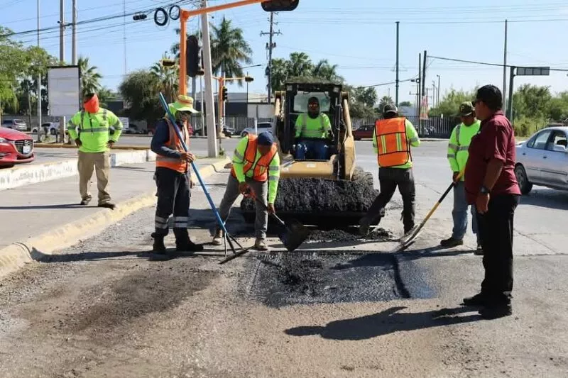 Atenderá Municipio puntos críticos en rutas de transporte público con bacheo