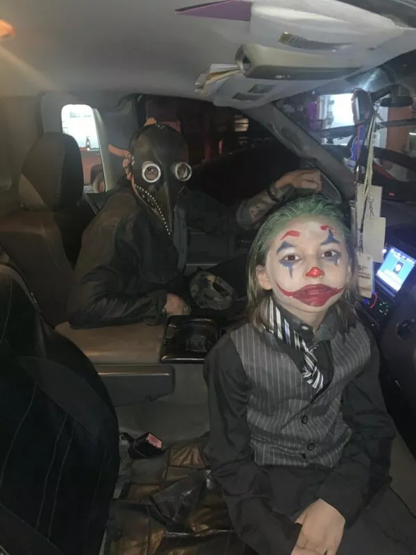 Entre colores y tradiciones, celebran Lalo y Lucy Gattás festival de Día de Muertos