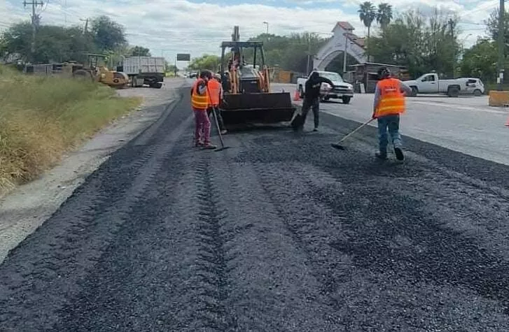 Repara Municipio mil 850 m2 más de carpeta asfáltica en calles y avenidas