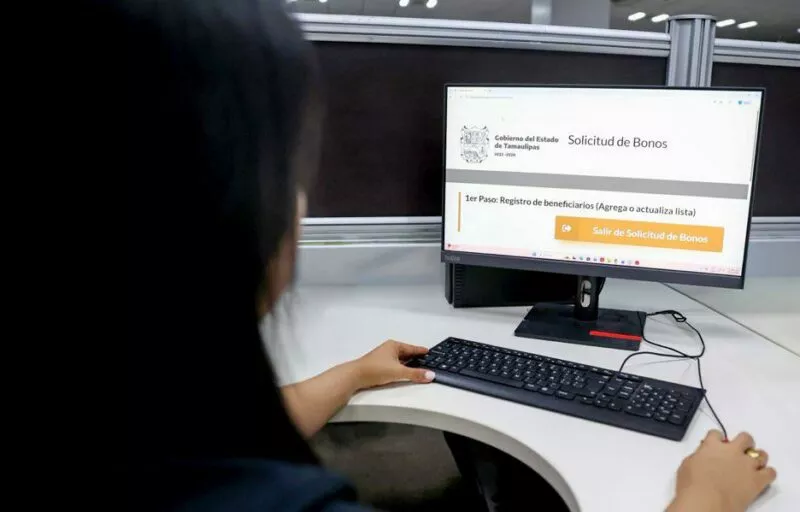 Emite Gobierno convocatoria para los bonos del Día del Niño, Madre y Padre