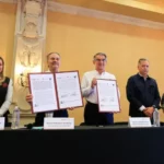 Reconoce Infonavit a Américo Villarreal liderazgo en construcción de viviendas