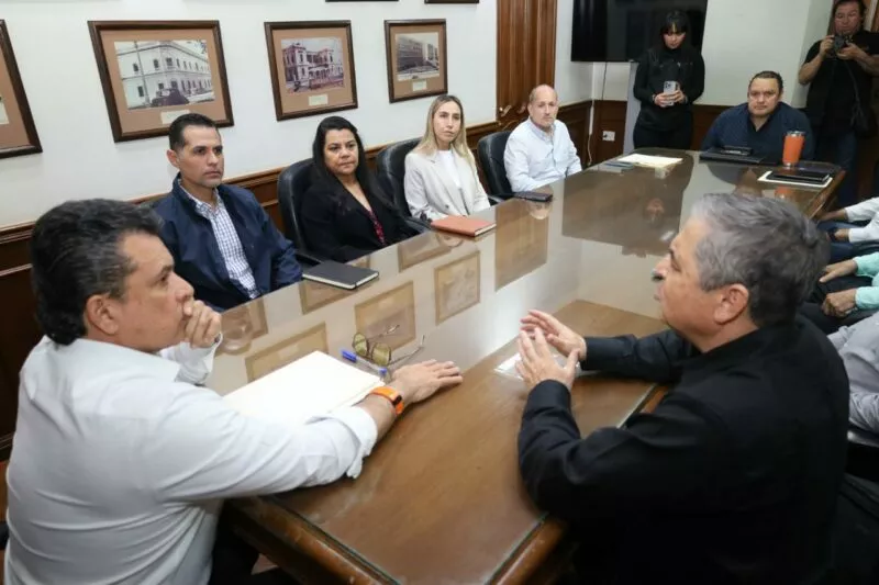 Pide alcalde a COMAPA avanzar en reparación de fugas de agua y obras