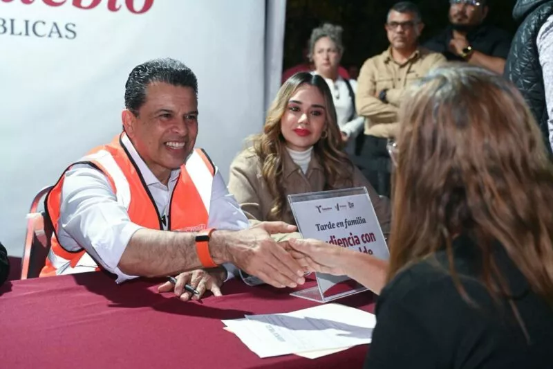 Llevan Lalo y Lucy Gattás jornada del Día del pueblo a la Mariano Matamoros