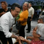 Encabeza alcalde Lalo Gattás entrega de los apoyos alimentarios en Victoria