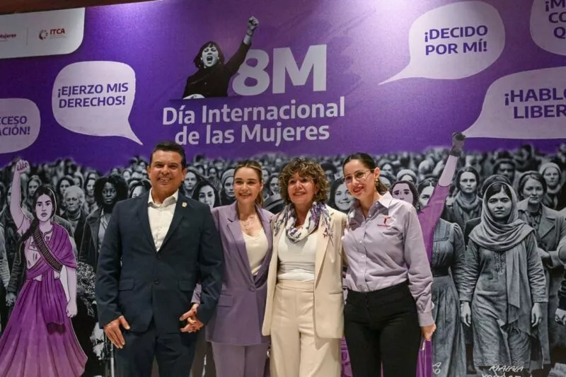 En conmemoración del Día Internacional de la Mujer, participan ‘Lalo’ y su esposa