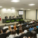 Exponen en la UAT conferencia con el tema ‘Voto migrante, elecciones 2027’