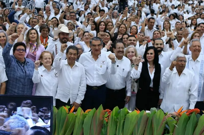 Destaca Américo al humanismo como su filosofía para impulsar el desarrollo