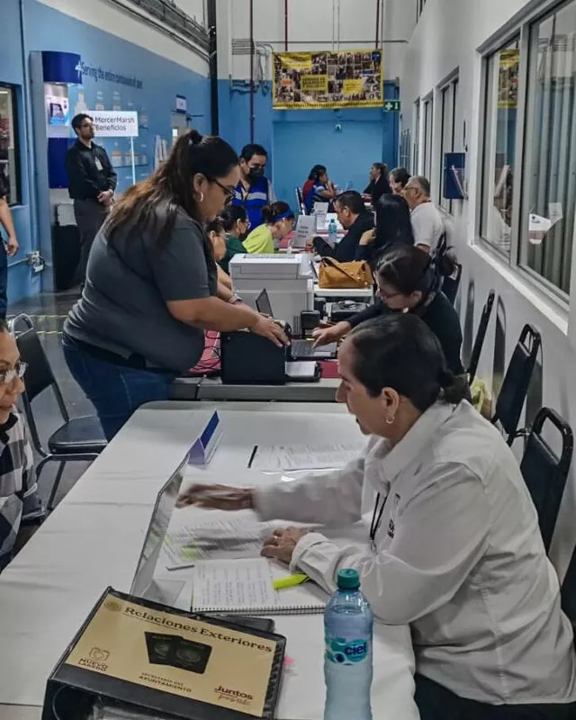 Gobierno de Nuevo Laredo apoya a los obreros con las Brigadas en tu empresa