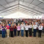Américo y María celebran a las madres y llevan brigada de servicios a Abasolo
