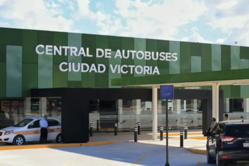 Inaugura alcalde Lalo Gattás moderna central de autobuses en Ciudad Victoria