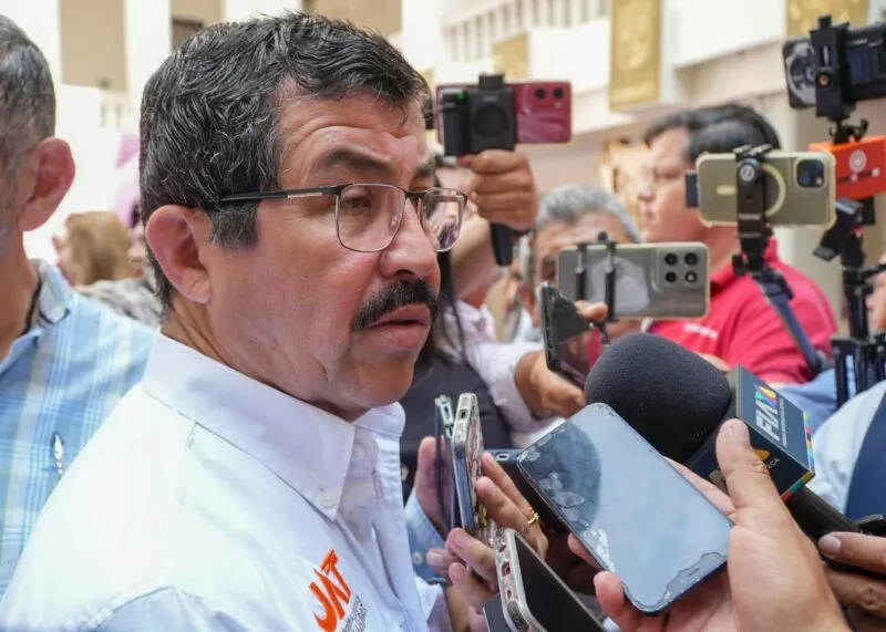 Implementa la UAT drones para frenar avance estatal del gusano barrenador