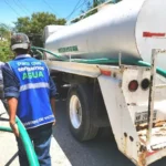 Gattás encabeza operativo emergente de abastecimiento de agua en Victoria