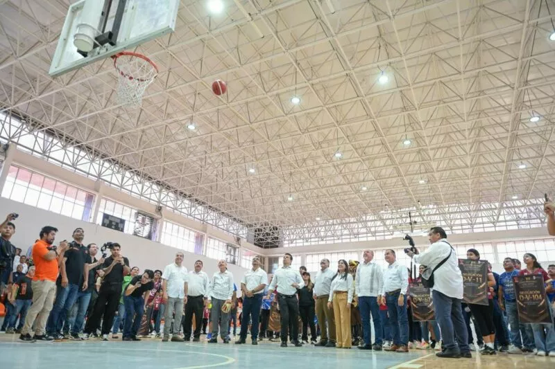Inaugura el alcalde Lalo Gattás evento nacional deportivo y cultural del SNTE