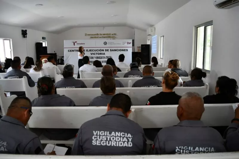 Recibe personal de CEDES Victoria capacitación para brindar trato digno