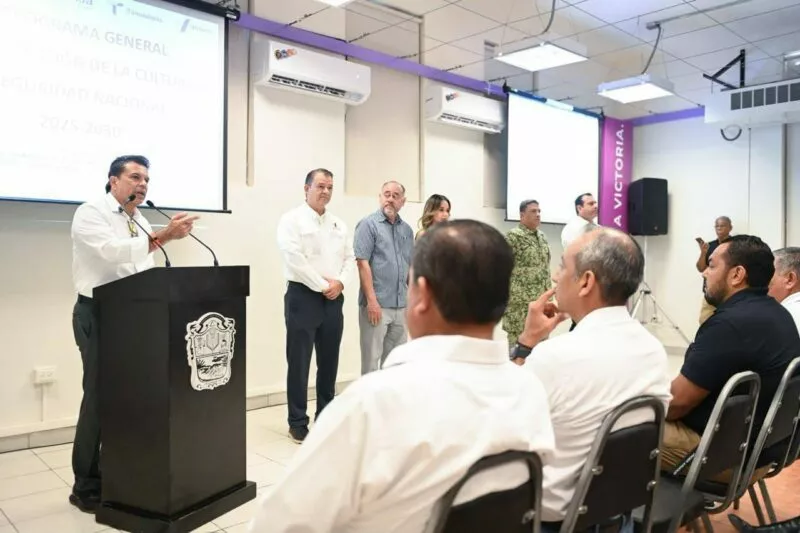 Alcalde en presentación del programa de la Cultura de Seguridad Nacional