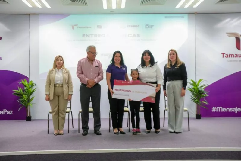 DIF entrega las becas ‘Esperanza de Tamaulipas’ y ‘Para la Inclusión Social’