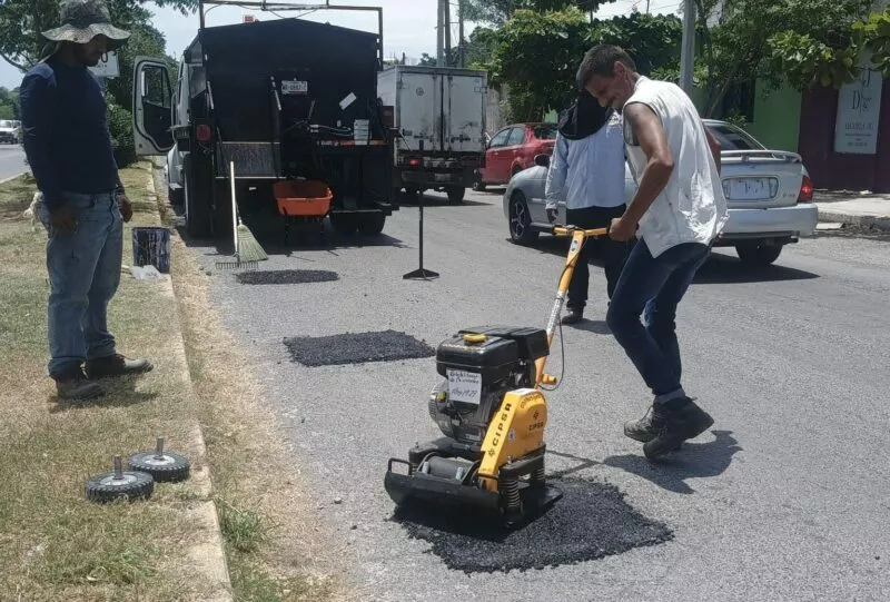 Avanza el programa de conservación de las vialidades en Ciudad Victoria